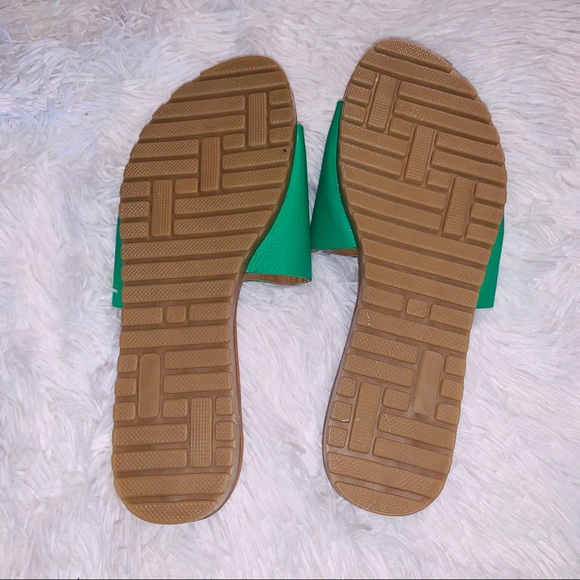 Flat handmade sandals - Picture 4 of 5